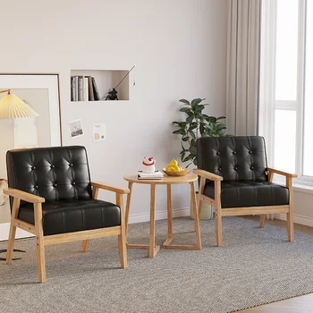 הרהיטים בסלון